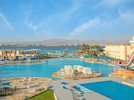 The-V-Luxury-Resort-Aegypten-2